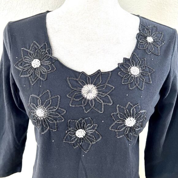 Talbots Top Womens Small Petite Black Beaded Neck 3/4 Sleeve Round Neck Casual - Picture 2 of 9